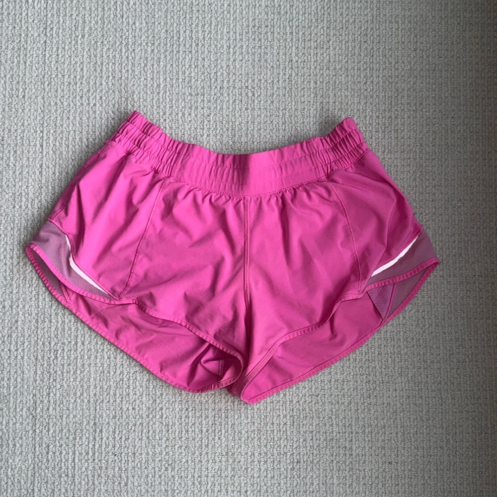 Lululemon Hotty Hot Shorts 2.5